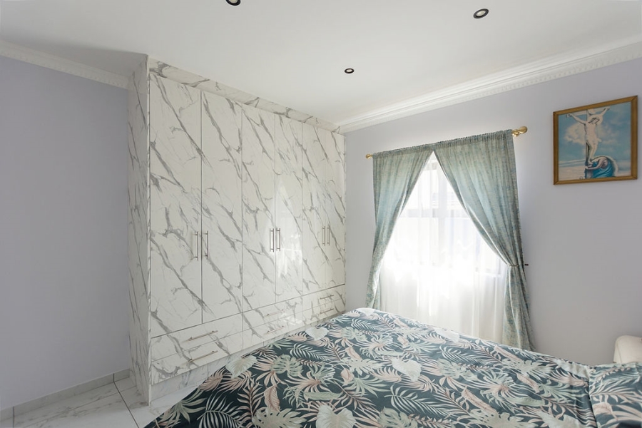 3 Bedroom Property for Sale in Country Club Western Cape